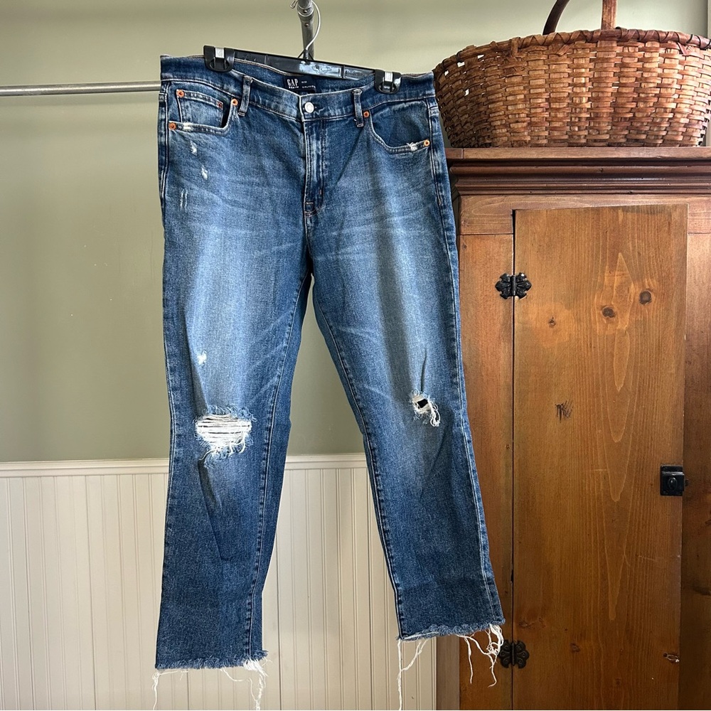 GAP Women’s Ripped Blue Denim Jeans, Girlfriend Cut